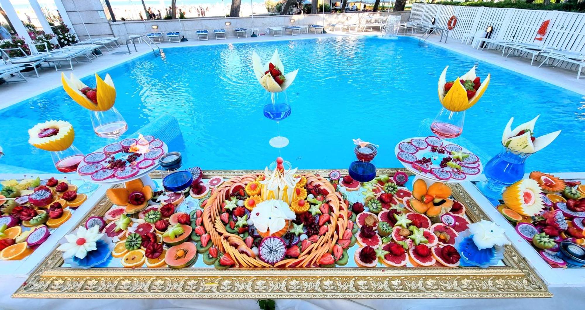 Hotel Bristol Линьяно-Саббьядоро Экстерьер фото